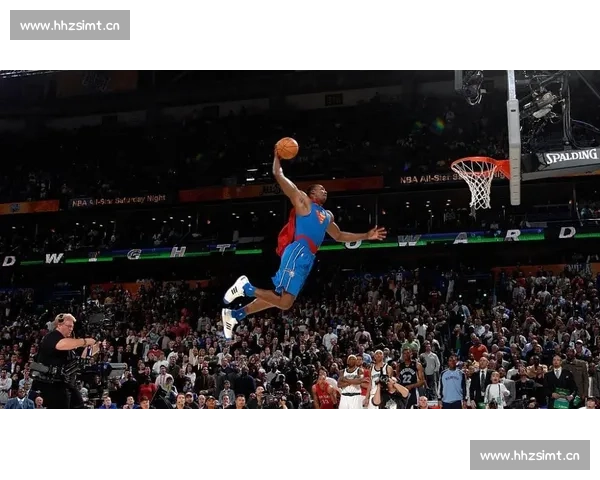 双手扣篮技巧全解析让你轻松掌握篮下霸气表现 双手扣篮技巧全解析让你轻松掌握篮下霸气表现